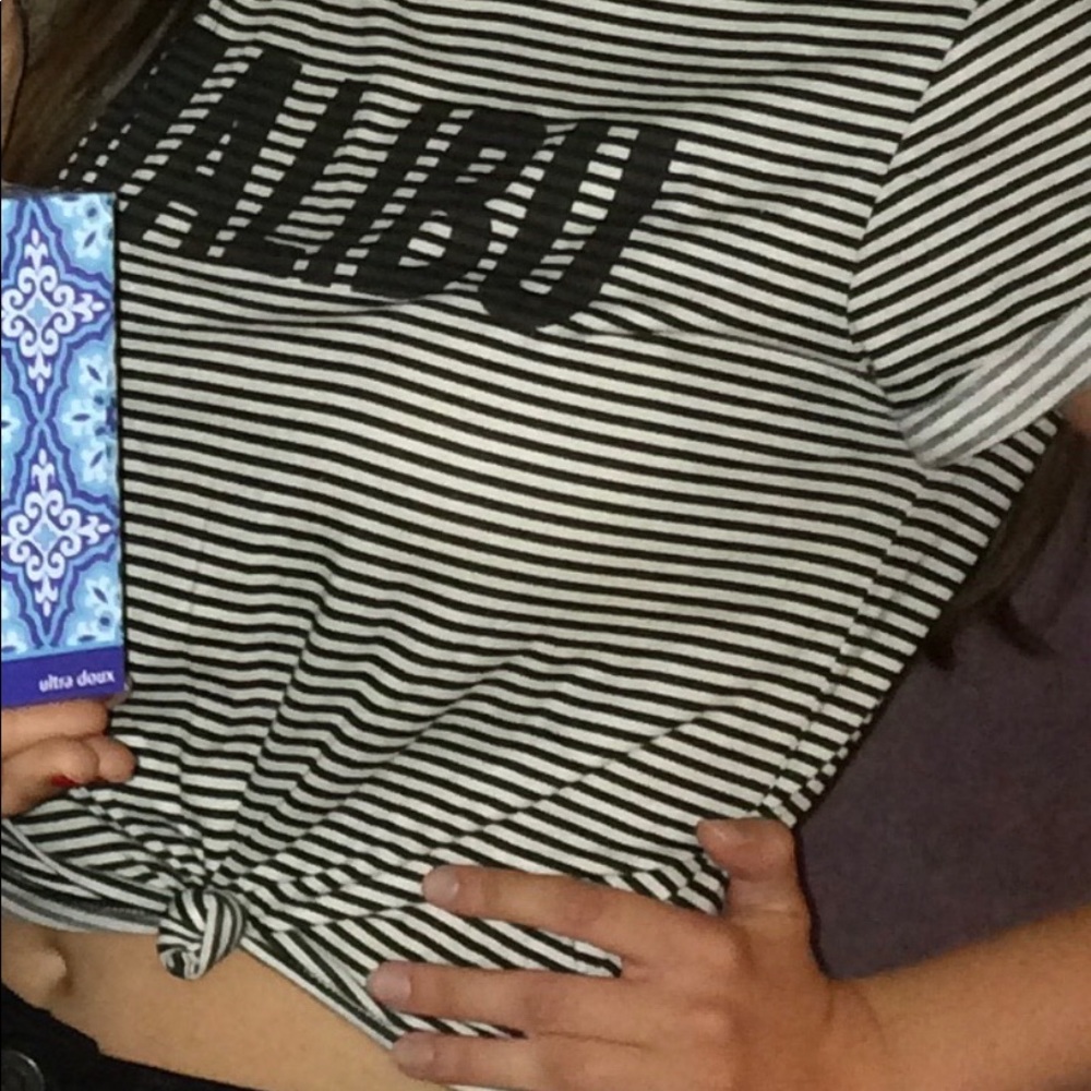 Malibu striped slightly cropped Tee from Pacsun - Picture 5 of 5
